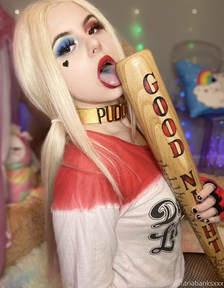 ariabanksxxx 最高のモデル 写真