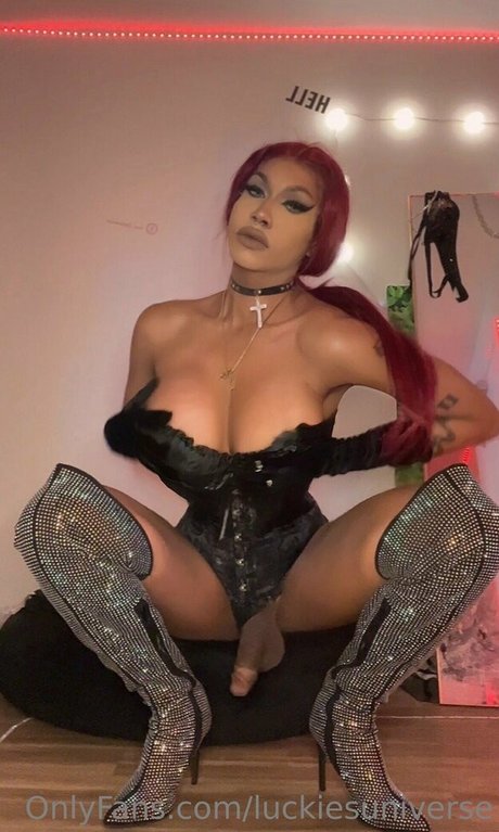 luckiesuniverse profile image