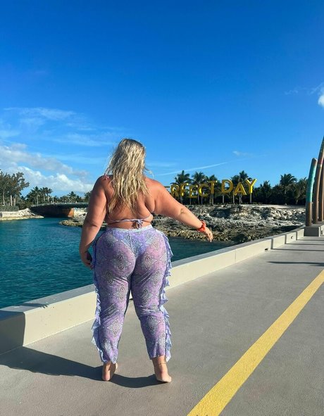 thebigbootybarbie2 最高のスター 写真