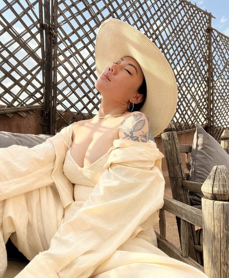 Ravenna Tran アダルトモデル 写真