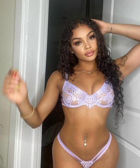 ImanniJackson 素敵な女優 写真