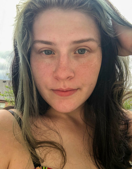 nessajade エロティック女優 写真