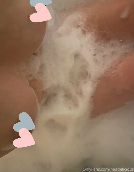 miadelicious トップモデル 写真