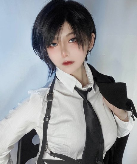 Aveline Tetsuya ポルノスター 高品質 写真