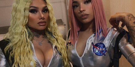 Snow Tha Product アダルトスター アーカイブ