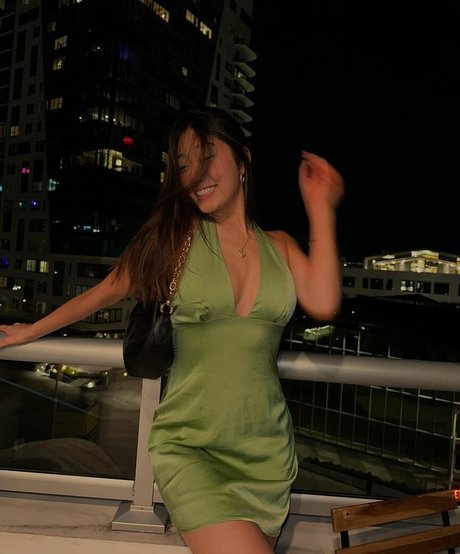 Paige Taylor 美しいモデル 写真