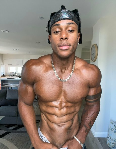prettyskinboi ポルノスター 写真