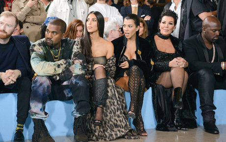 Kourtney Kardashian アートモデル 写真