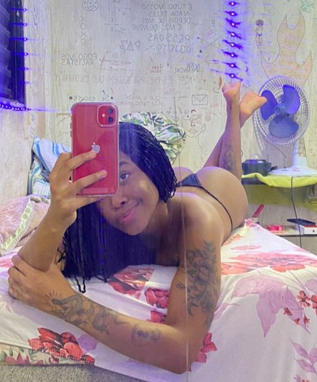 Thalyne Silva ポルノスター セックス 写真