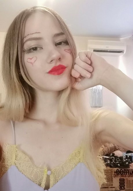 Boosty Amiffa 完璧な女優 写真
