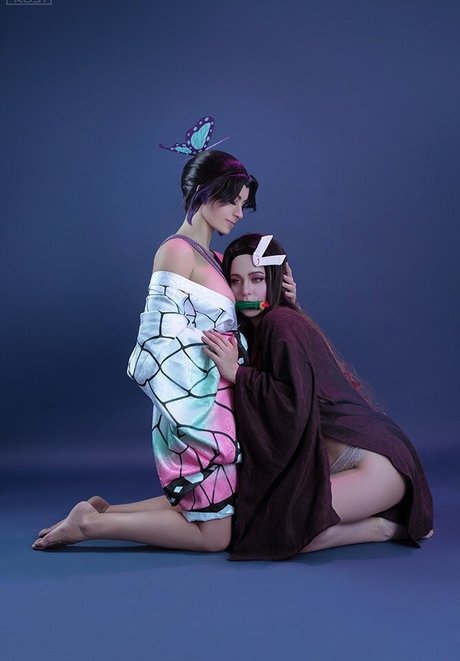 Yunakairi スター ヌード 写真