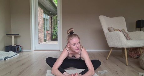 Copykat ポルノ女優 写真