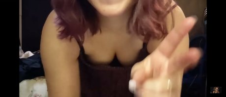 ASMR Alysaa ポルノスター HD 画像