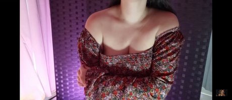 ASMR Alysaa xxxモデル 画像