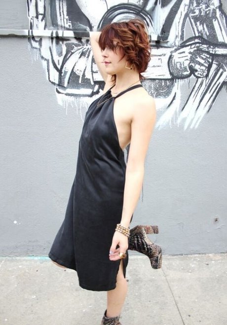 Lindsey Shaw ヌードモデル 画像