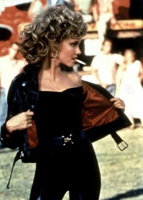 onlyfina ポルノモデル 写真