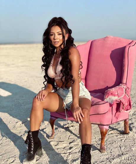 Ashley Nocera xxxモデル 写真