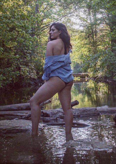 Raquel Rodriguez ヌードモデル 画像
