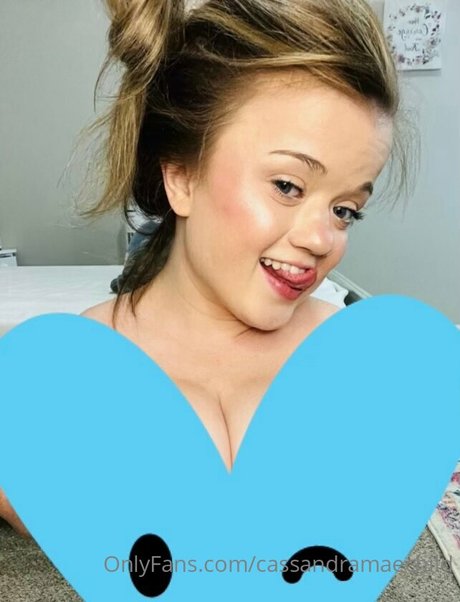 Cassandra Mae Davis ヌード女優 写真