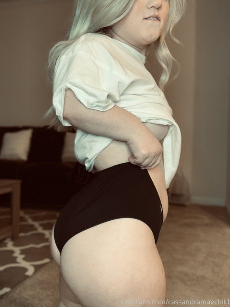Cassandra Mae Davis 完璧なモデル 写真