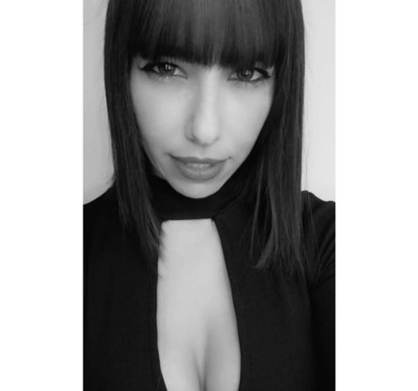 Sara Alarcon 高品質モデル 写真