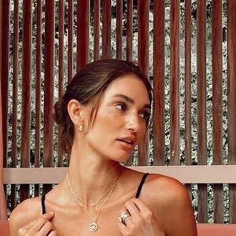 Debbie St Pierre ポルノスター セクシー 写真