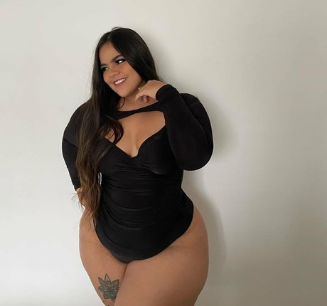 graciebon1 アダルト女優 写真