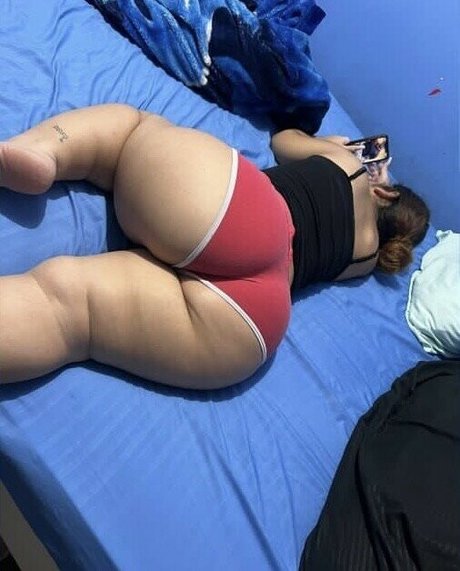 Midgets ポルノスター 写真