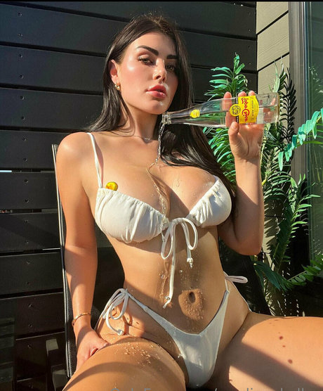 madisonkeller 裸のポルノスター 写真