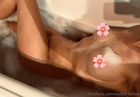 sladka sofiee xxx女優 画像