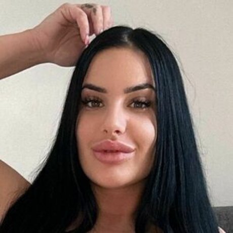 alexa ddoficial ポルノスター 写真