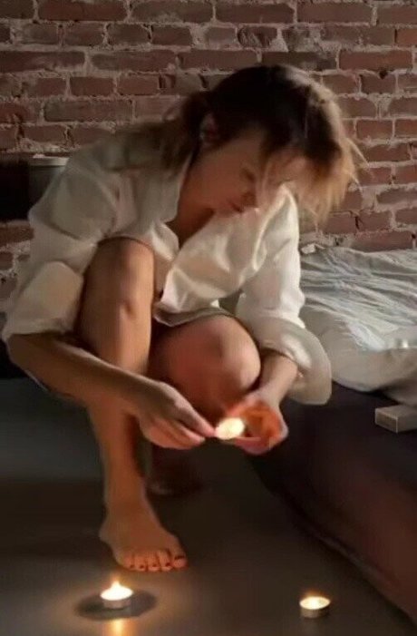 Victoria Koblenko スター ヌード アーカイブ