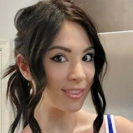 Melonie Mac 裸のスター 写真