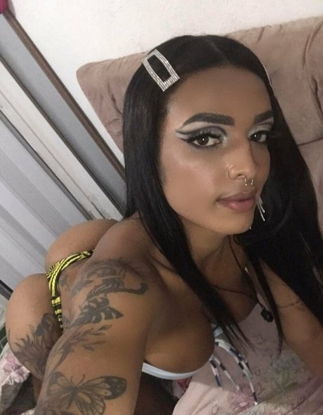 Rutielly Zagner ヌード女優 画像