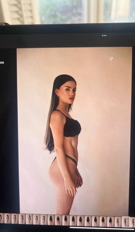 emmanorton 美しい女優 写真