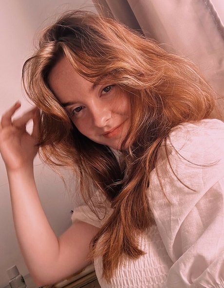 Laura Anne スター ヌード 写真