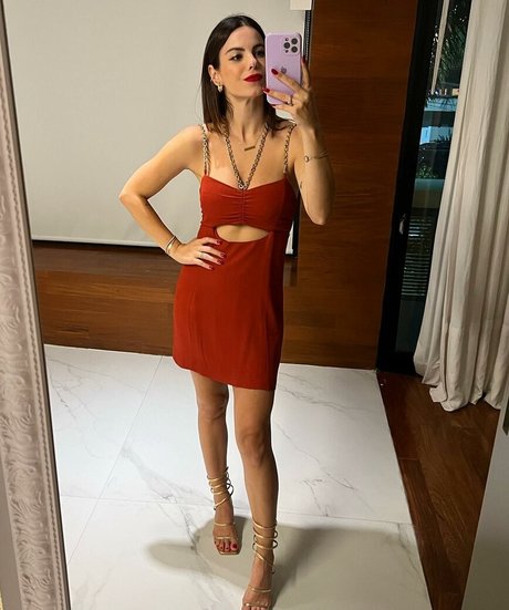 Sthefany Brito top profile image