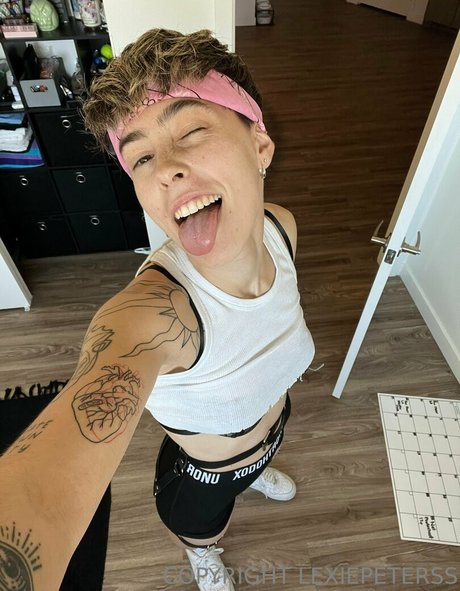 Lexiepeterss 高品質モデル 写真