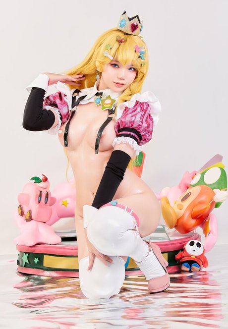 ZinieQ セクシーなスター ギャラリー