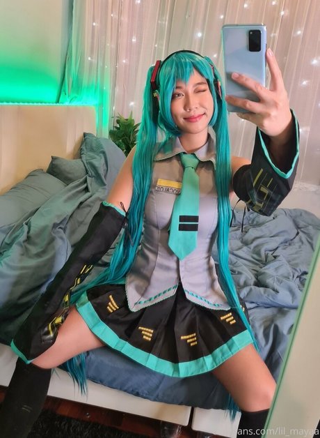 lil mayaafree ホットスター 写真