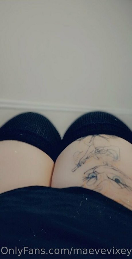 maevevixey エロティックなスター 画像