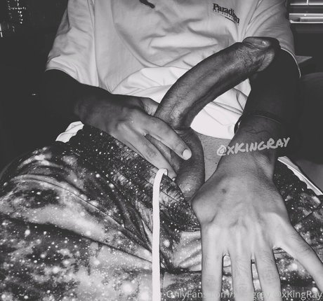 xkingray 美しいポルノスター 写真