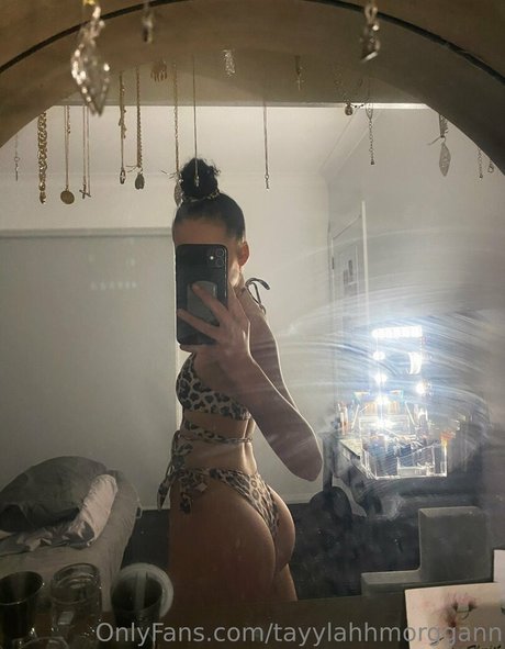 tayylahhmorggann 無料スター 写真