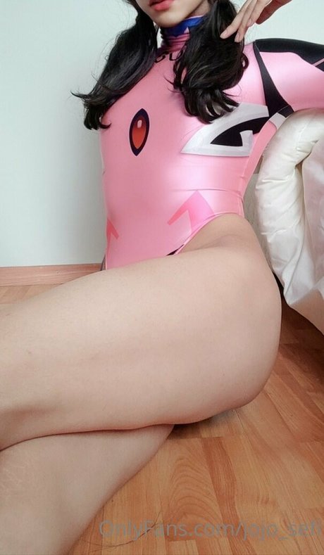 Jojo Sefi セクシーモデル 画像