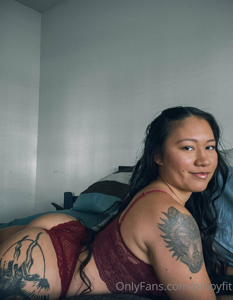 Pinoy fit ヌード女優 写真