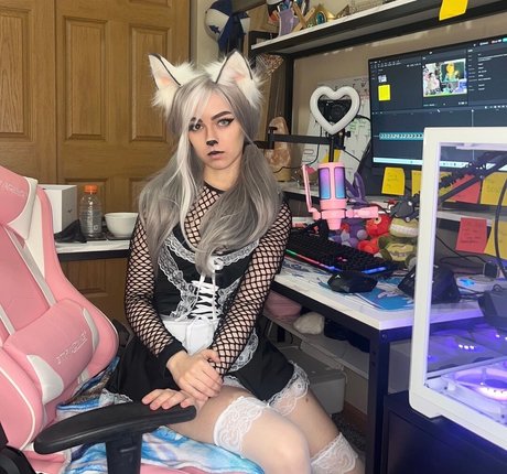 Awkspew roo2 高品質モデル 写真