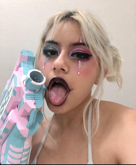 Hotpuppygf ホットなポルノスター 写真