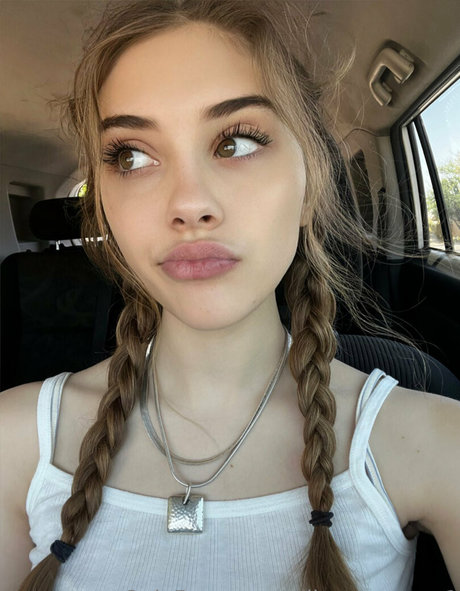 Jessie Carter 完璧なモデル 写真