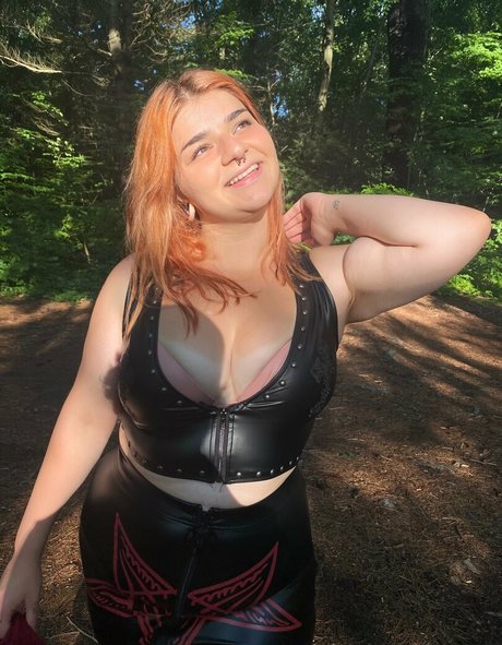 kallielonewolf17 セックスポルノスター 写真
