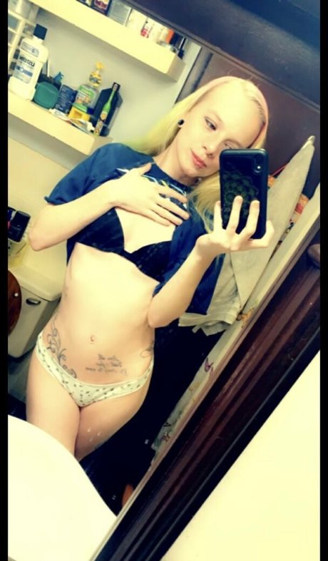 petitepixie69 ポルノスター セクシー 写真